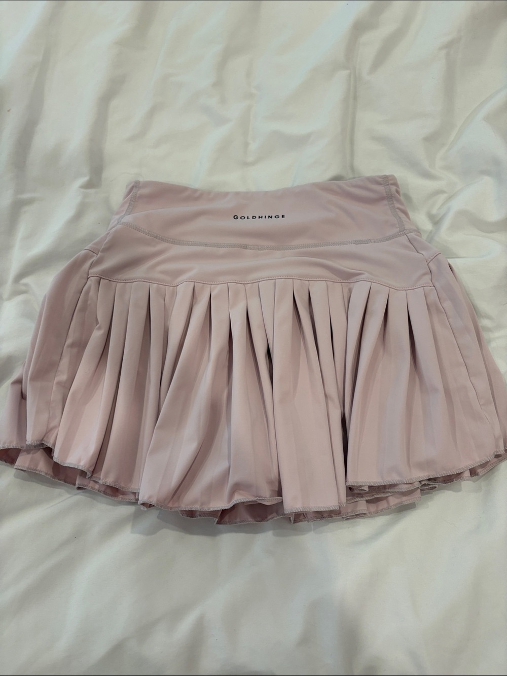 High-Low Pleated Skirt in Light Pink - Picture 3 of 4